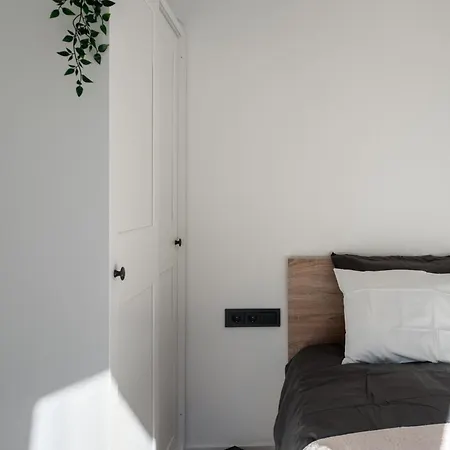 Quiet 1 Bd In New Building By Hostlovers Apartment *
