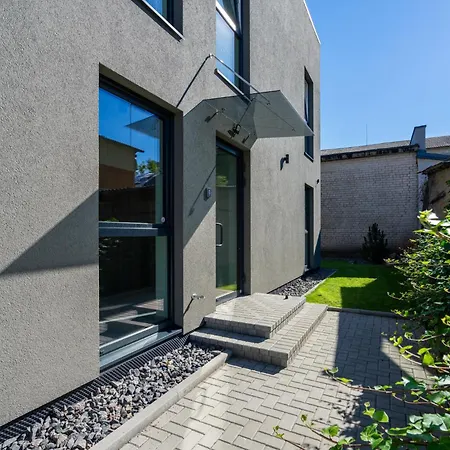 Apartment Quiet 1 Bd In New Building By Hostlovers
